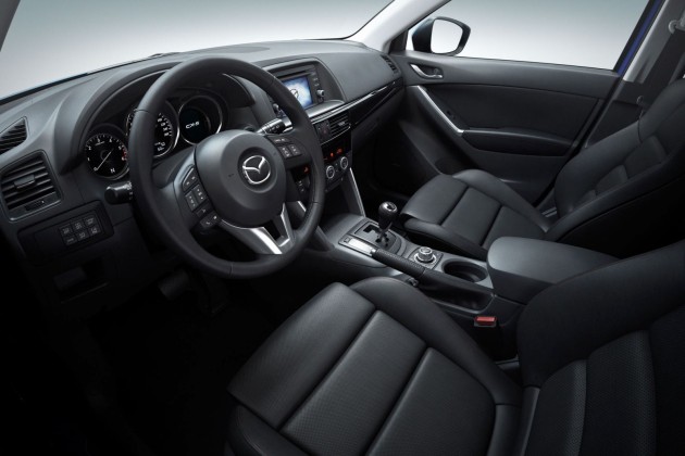 2015_Mazda_CX-5-3