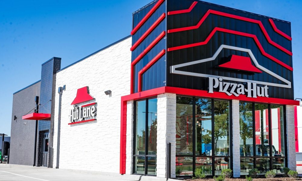 Pizza Hut's New Restaurant Design Concept