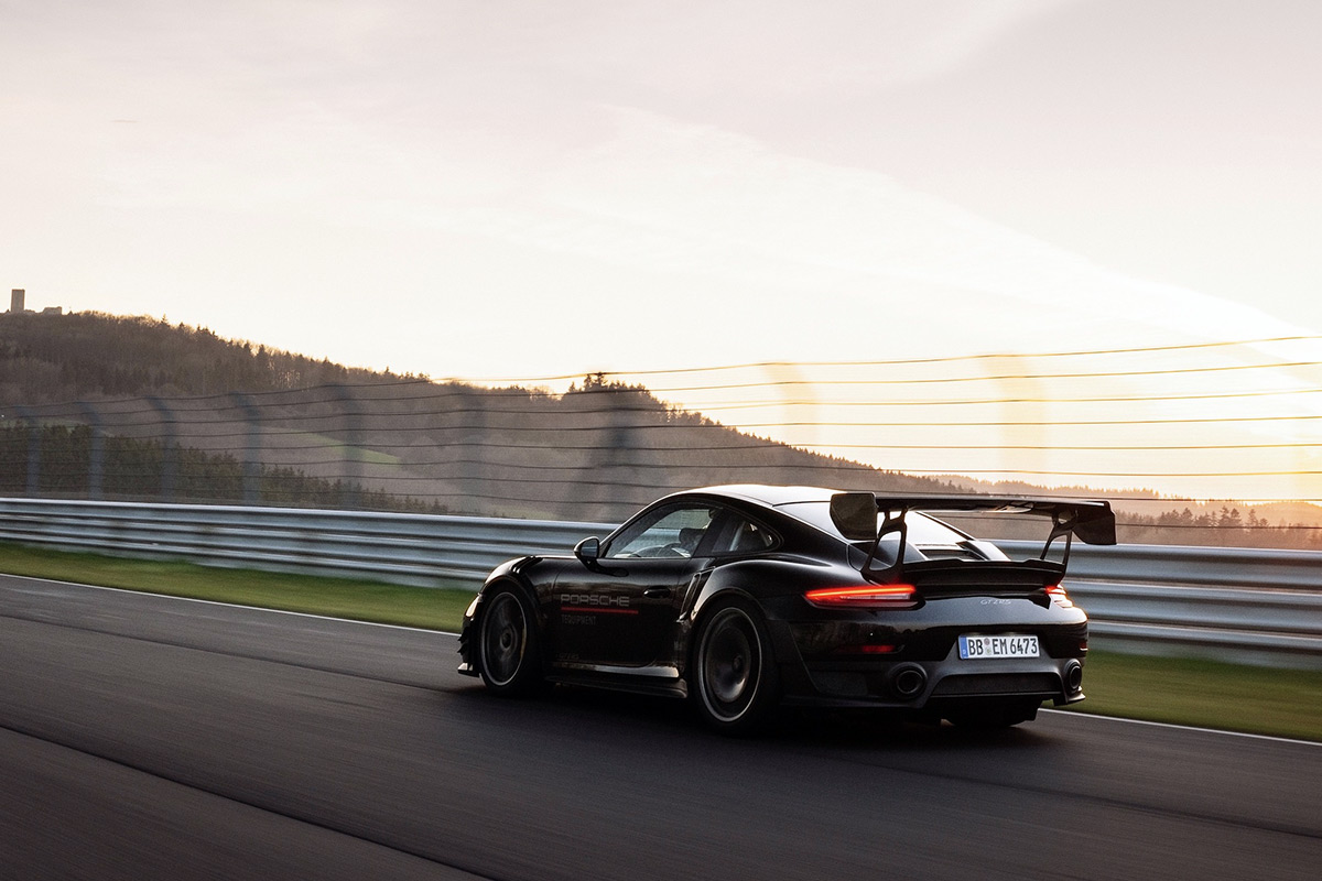 Porsche 991 911 GT2 RS Manthey Kit