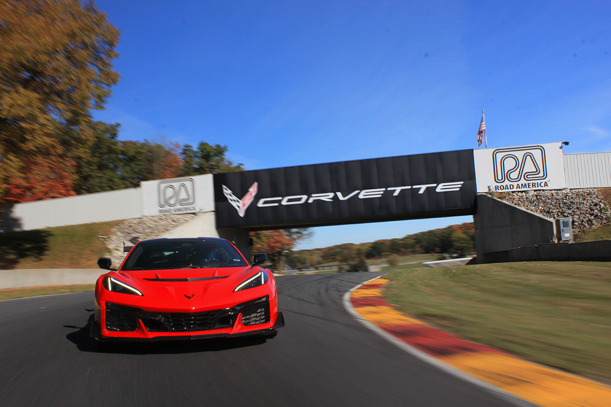 2025 Corvette ZR1 Sets Lap Records